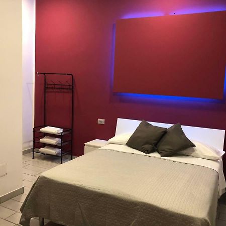 Fc Relais Bed & Breakfast Наполи Екстериор снимка
