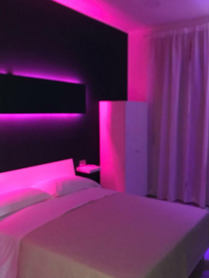 Fc Relais Bed & Breakfast Наполи Екстериор снимка